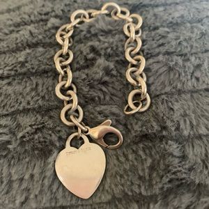 Authentic Tiffany & Co. Heart Chain Bracelet